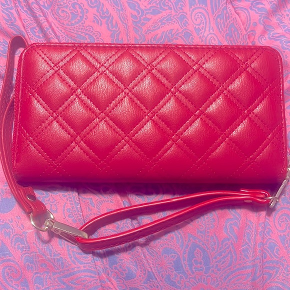 Bebe Los Ángeles Red Wallet - Picture 4 of 5